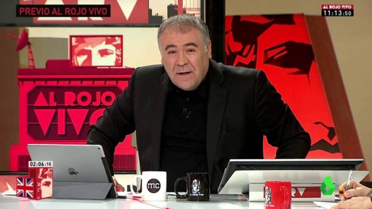 Una extraña mujer arruina el protagonismo a Ferreras y pone La Sexta del revés