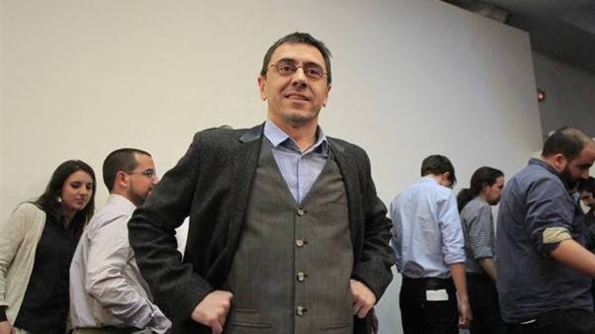 Monedero se deja llevar por su 'vena venezolana' y exige “ilegalizar” el PP