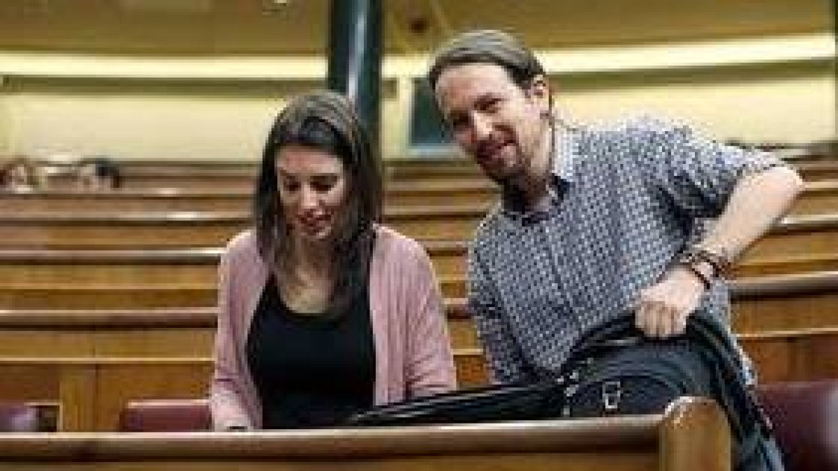 Iglesias y Montero han creado una lista a su medida para el próximo Congreso de los Diputados.