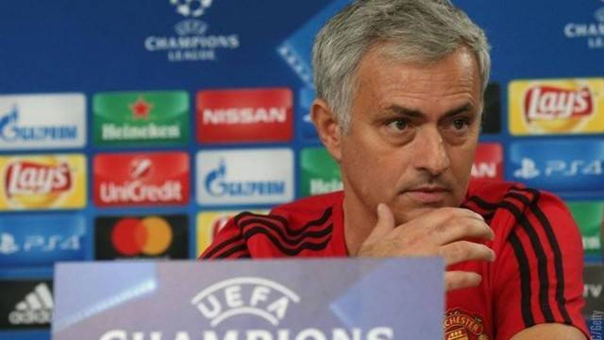 El Madrid enloquece: Mou vuelve a las quinielas e Ibra sustituirá a Cristiano