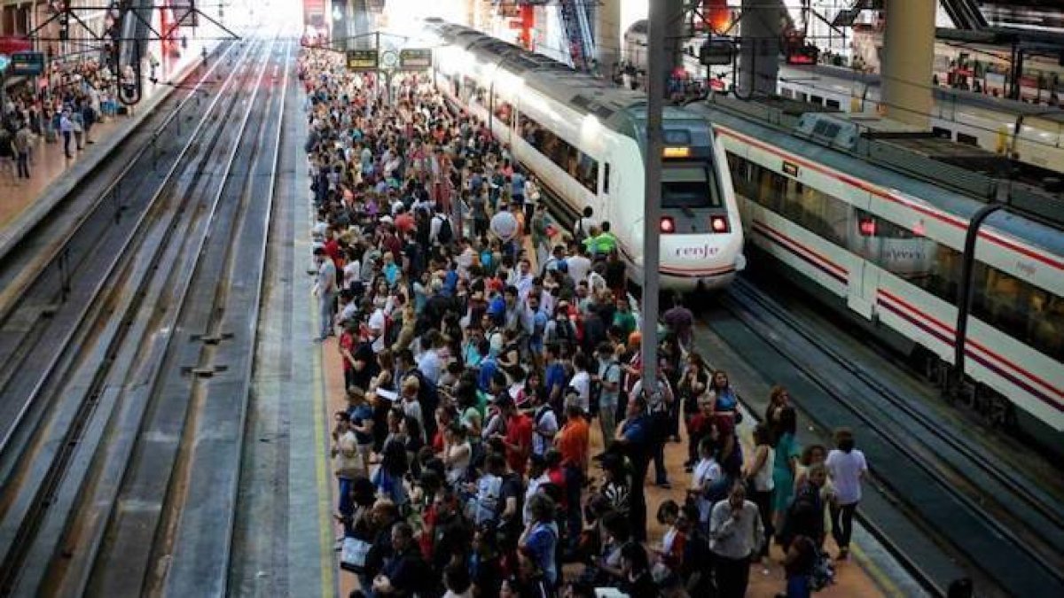 La huelga de interventores obliga a cancelar más de 150 trenes