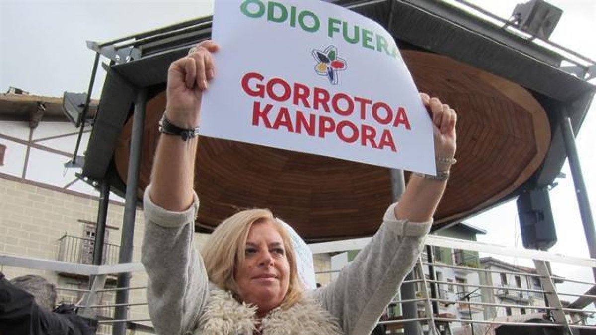 Consuelo Ordóñez destroza a Arnaldo Otegi con un sopapo legendario