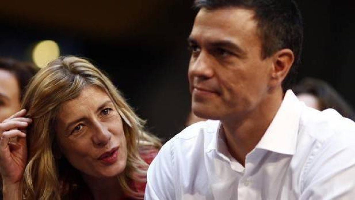 El vestido con la bandera española de Begoña Gómez que ha hecho a Errejón de Vox