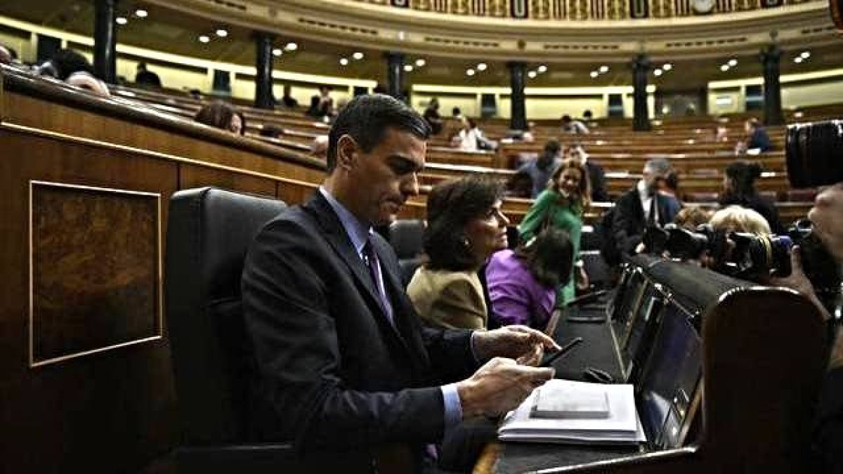 Sánchez amenaza a Torra con enviar a la Policía pero se guarda mencionar el 155