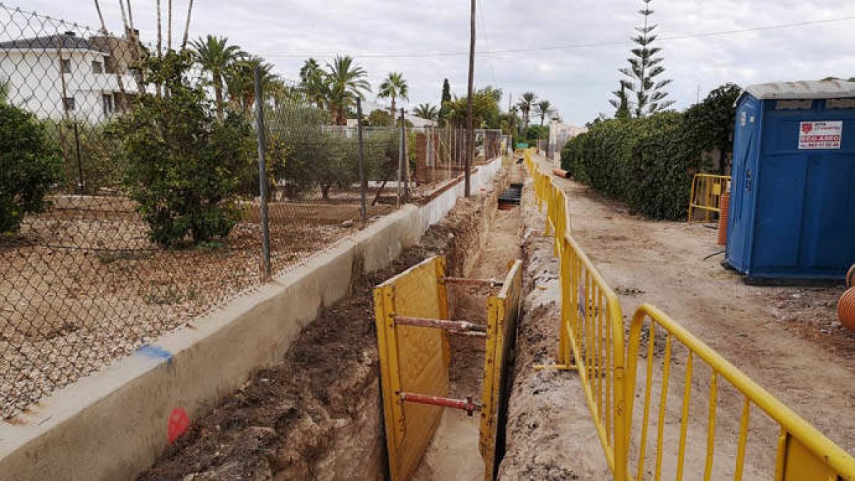 Compromiso del Gobierno para 'desatascar' el colector de Peña de las Águilas