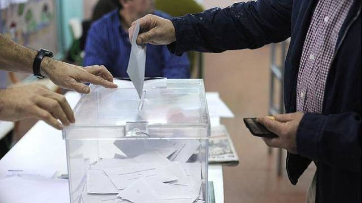 Vox alimenta la esperanza electoral de los partidos minoritarios