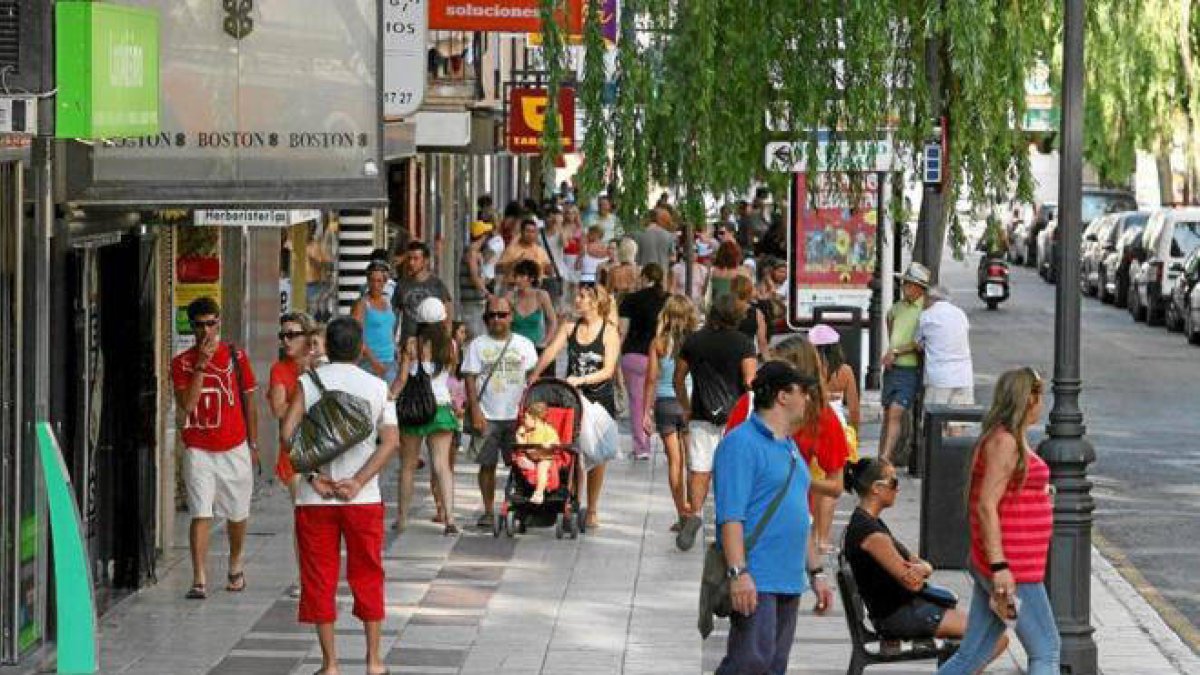 El comercio tradicional de Benidorm se queja de las caídas en las ventas.