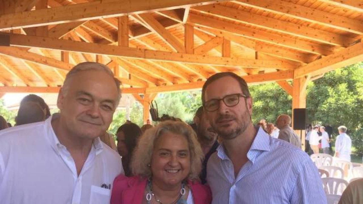 Bonig y Casado invitan a la fiesta a González Pons