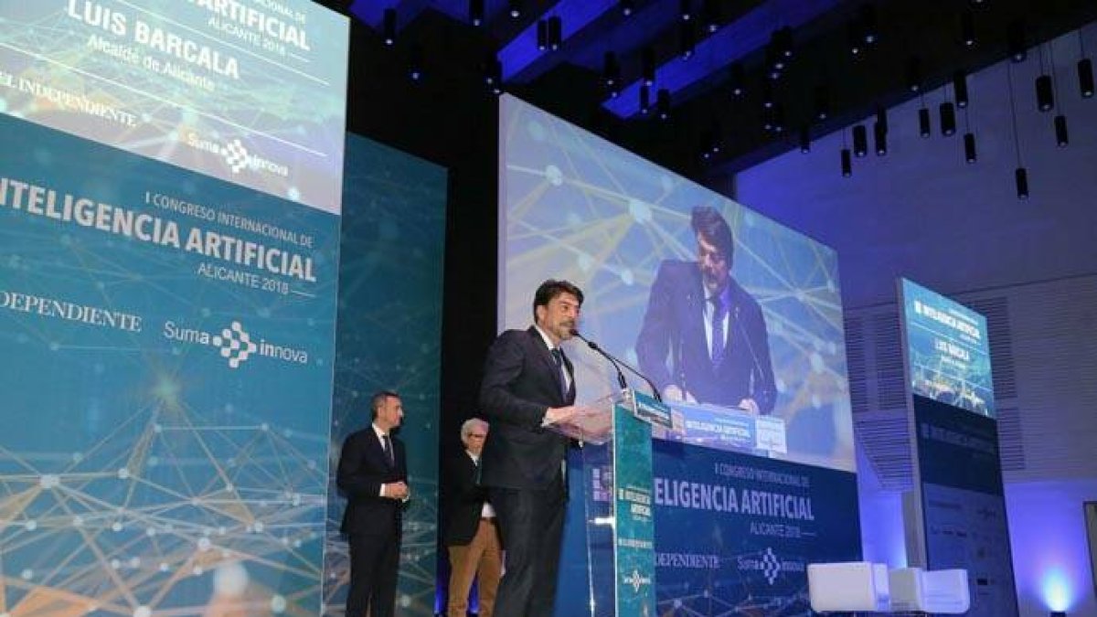 Barcala pone en valor a Alicante como sede para nuevas empresas tecnológicas