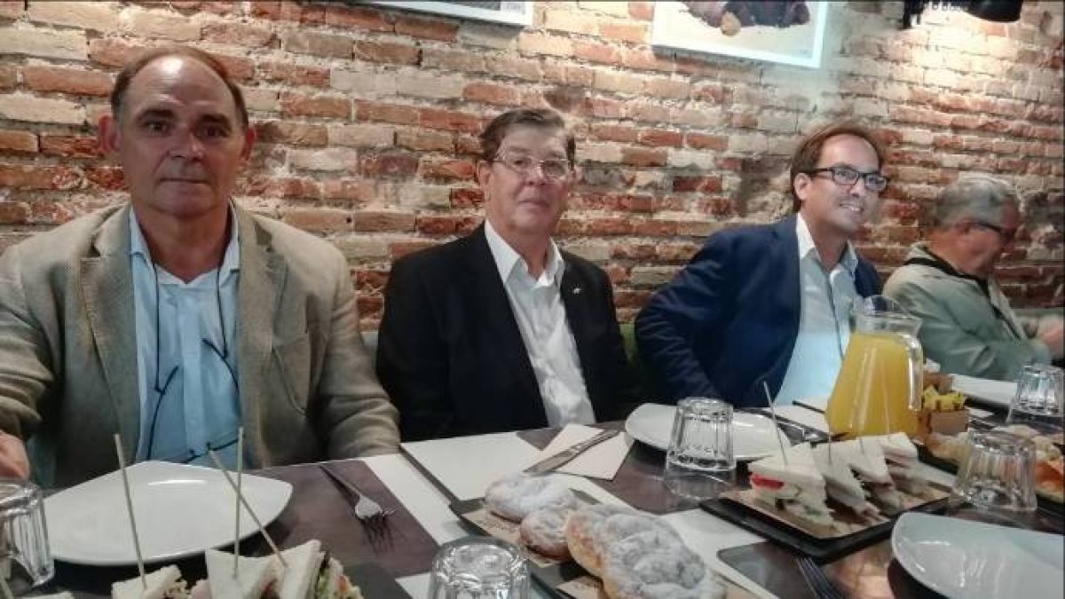 El valencianismo político se moviliza con la esperanza de un adelanto electoral