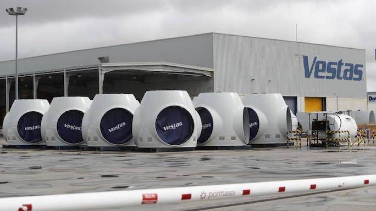 Vestas vende su fábrica de León a la española Network Steel