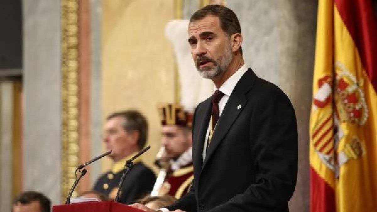 Mataró, una población de históricos privilegios reales, “rompe” con la Casa Real