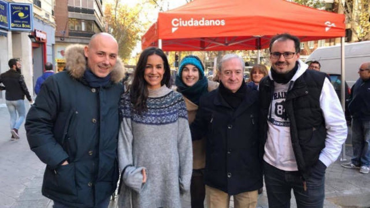 Fran Rosillo, con Begoña Villacís, candidata a la alcaldía de Madrid.