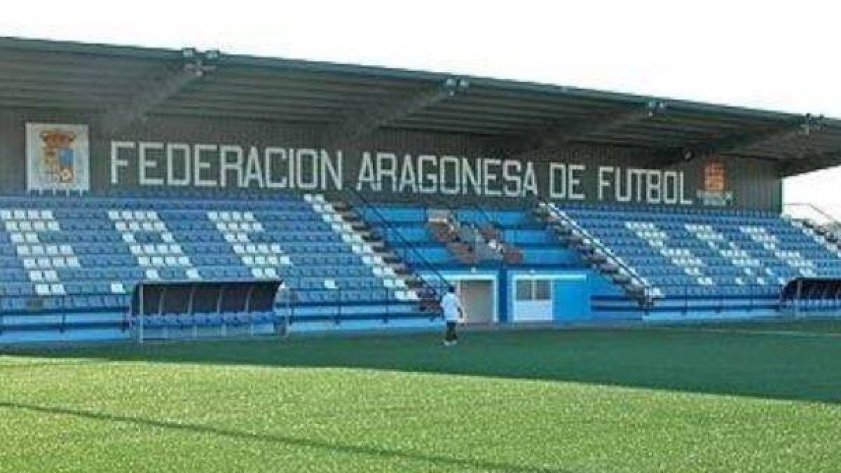 El Zaragoza, sin campo donde jugar ni entrenar