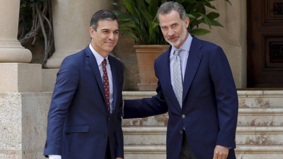 La hiriente comparación que deja mal a Sánchez ante el Rey Felipe