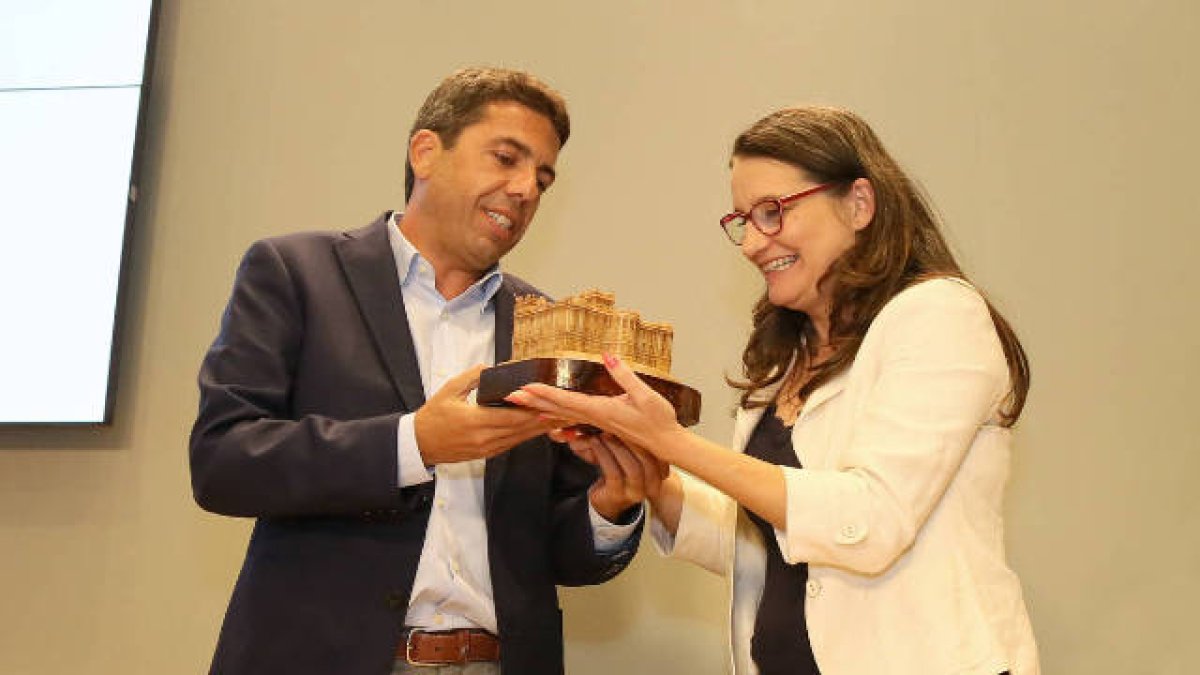 Carlos Mazón y Mónica Oltra