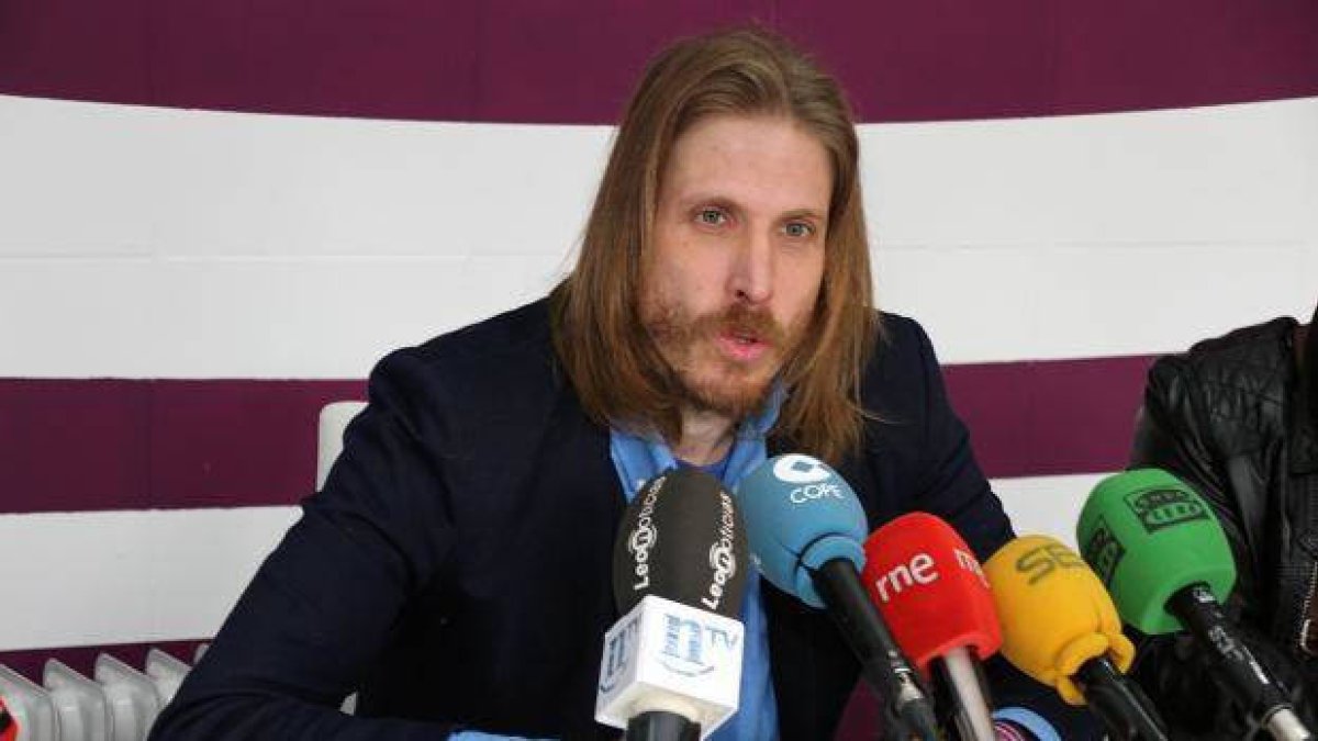 El líder de Podemos en Castilla y León, Pablo Fernández.