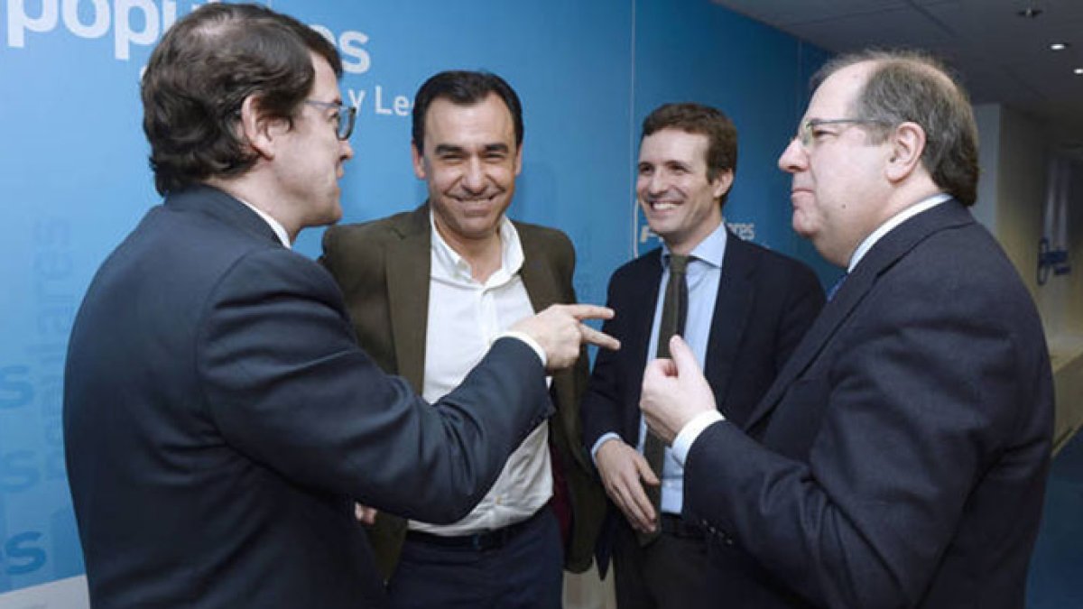 Mañueco y Herrera junto a Martínez Maillo y Casado.