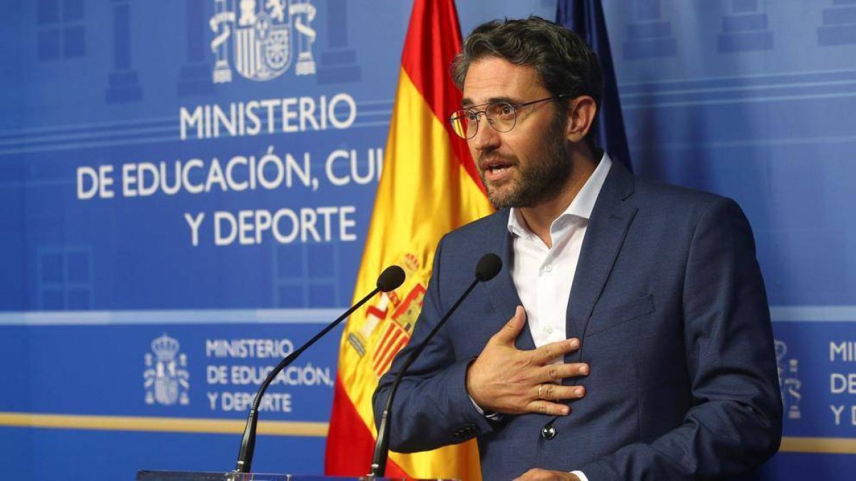 Màxim Huerta, anunciando su dimisión