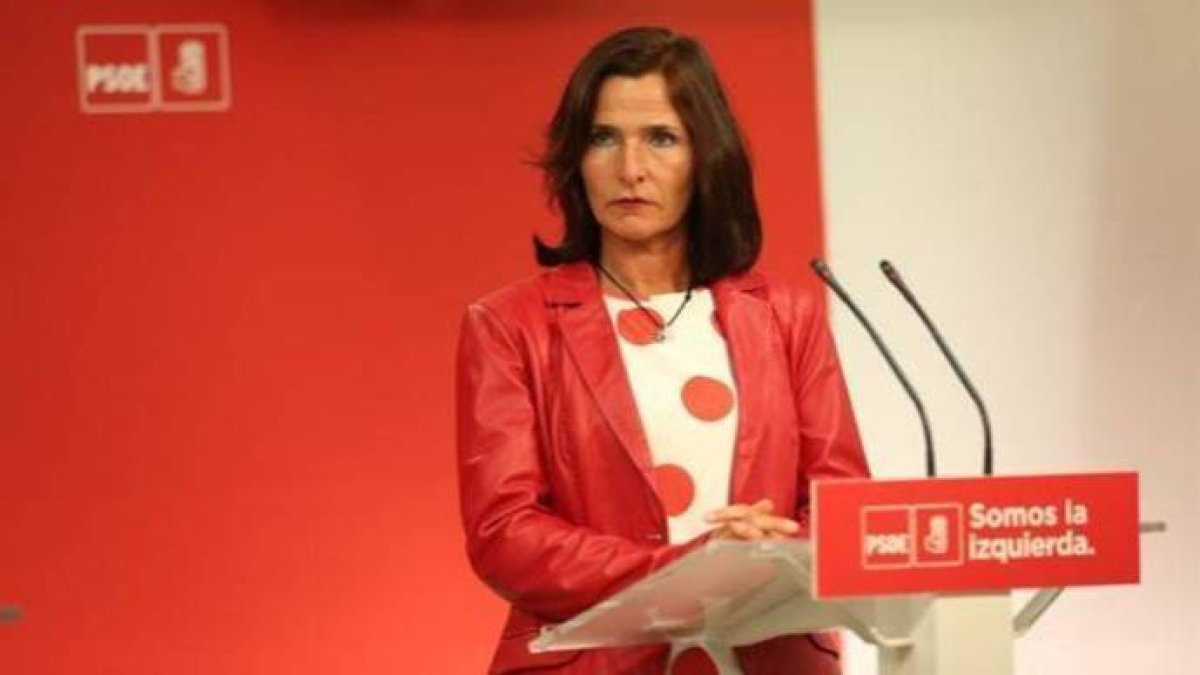 La secretaria de Educación del PSOE comete 4 faltas en un tuit a favor de Susana