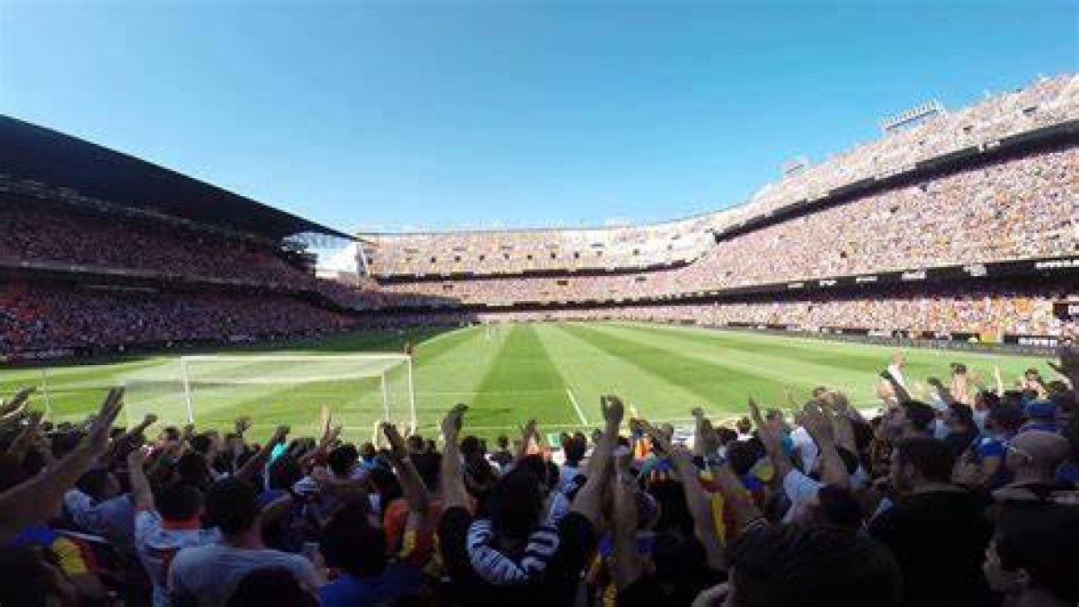 Imagen de la Curva Nord en su ubicación en Mestalla