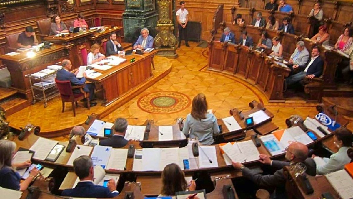 Imagen del pleno municipal de Barcelona.