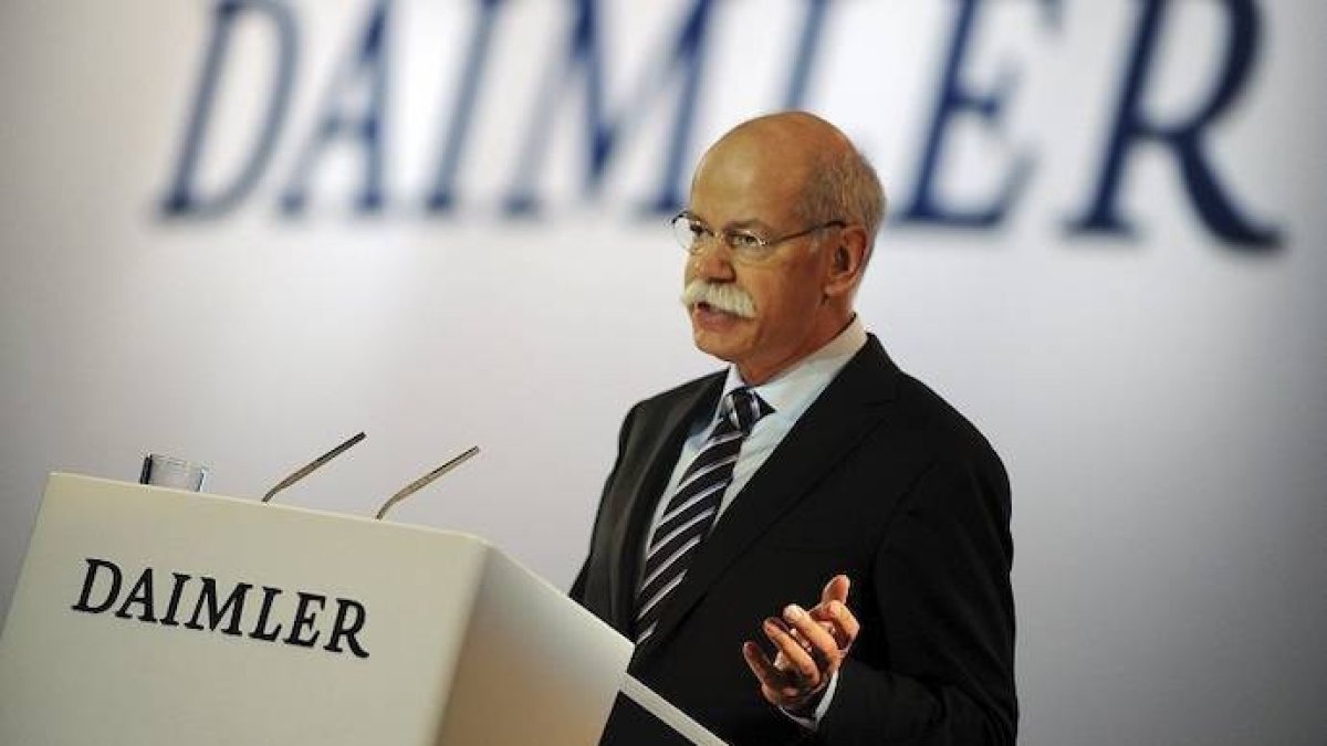 Otra luz de alerta en la automoción, Daimler gana casi un 30% menos