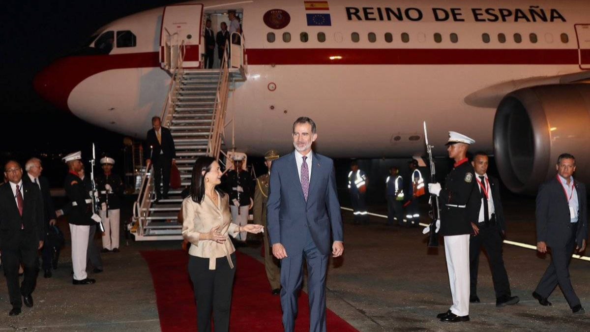 El Rey, a su llegada a la ciudad de Panamá