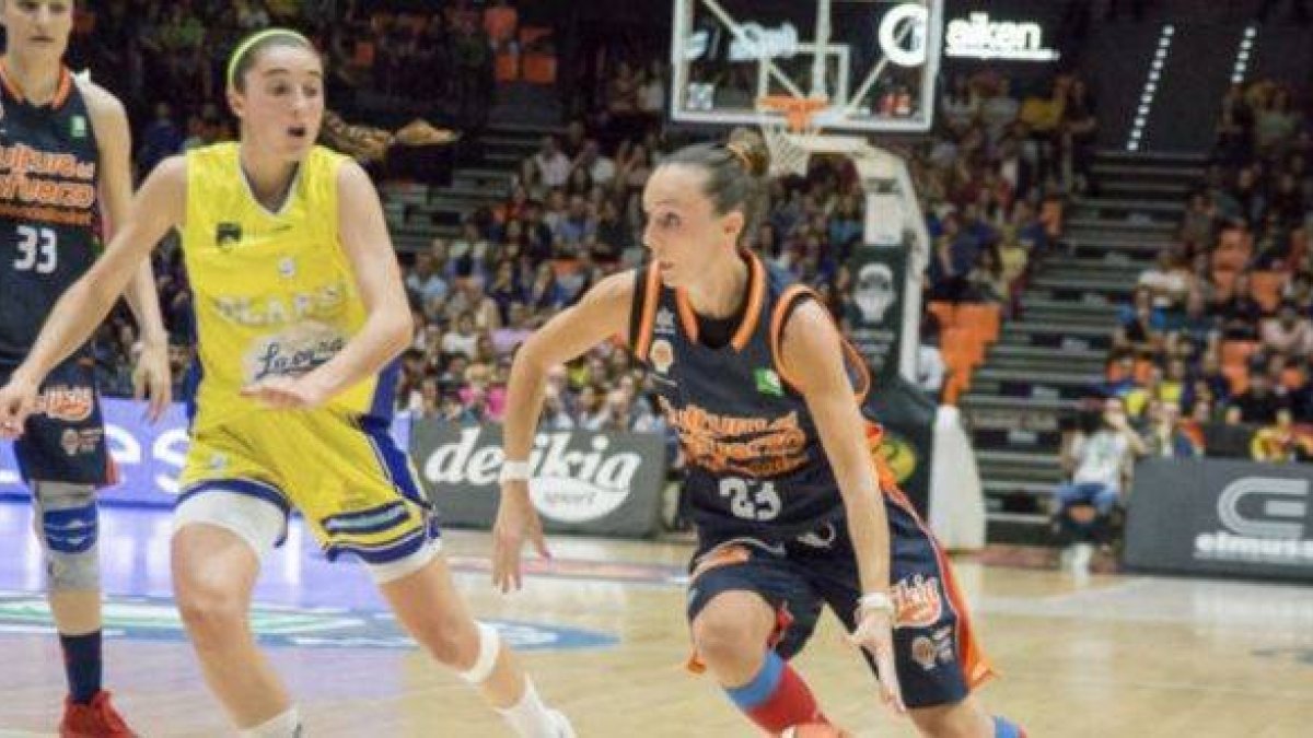 Imagen de un derbi entre Valencia Basket y Picken Claret de sólo un año atrás