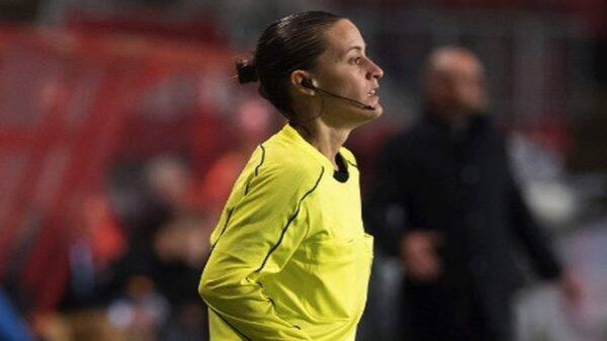 Guadalupe Porras será la primera árbitra en la Liga Santander