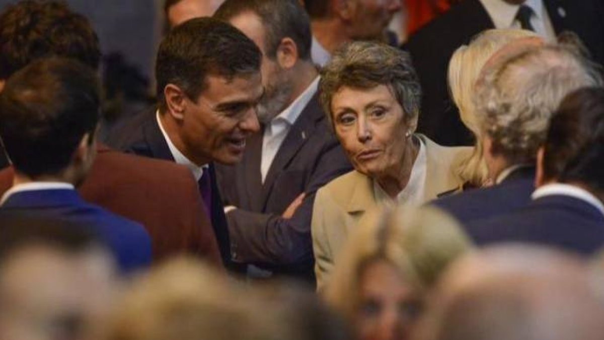 El tiempo de Rosa María Mateo se termna. El 28-A no tumbará el concurso público en marcha.