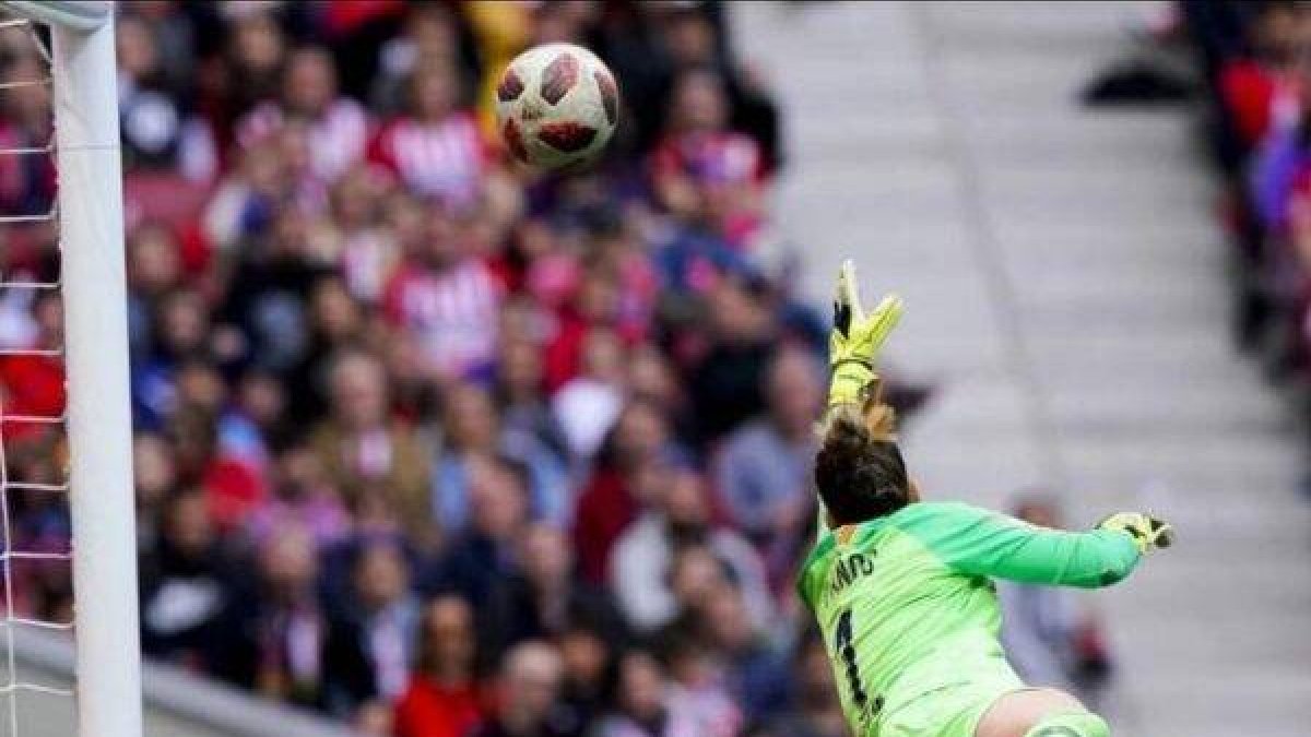 De la portera menos goleada a los 68 goles encajados