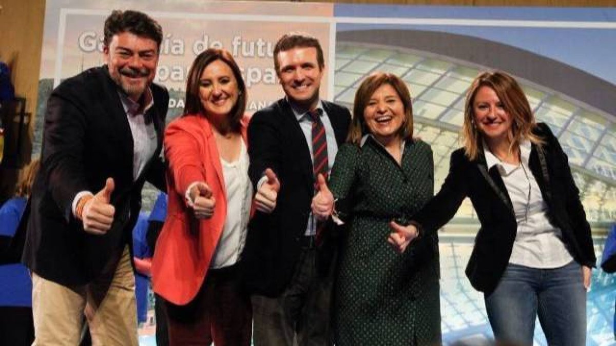 Pablo Casado con los candidatos del PPCV a las alcaldías de la Comunitat y a la Generalitat