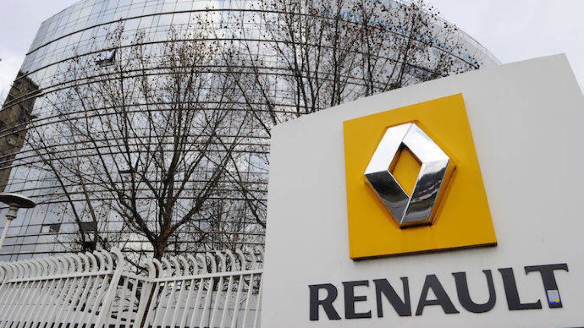 Renault gana casi un 37% menos lastrado por Nissan y los diésel