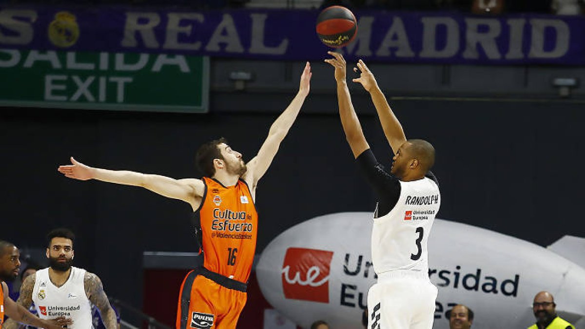 Randolph, imparable en este primer duelo