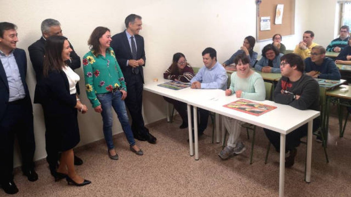 Hidraqua respalda el proyecto solidario “1,2, 3... A pasarlo bien!!!