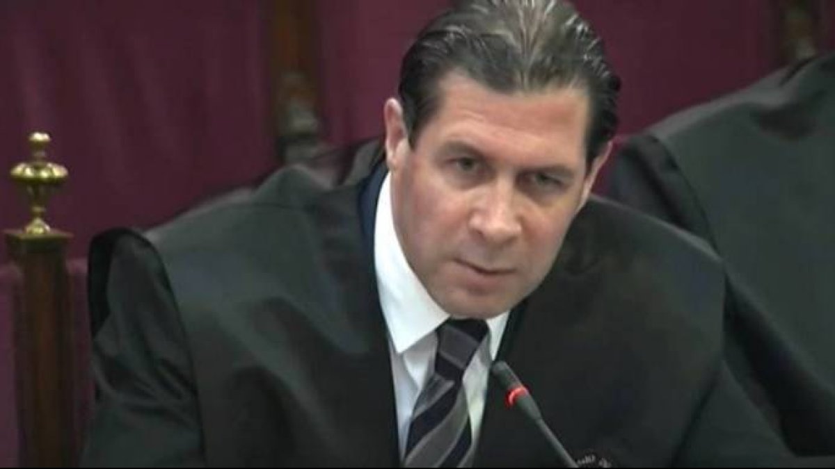 El abogado de Vox en el juicio del Supremo, Pedro Fernández.
