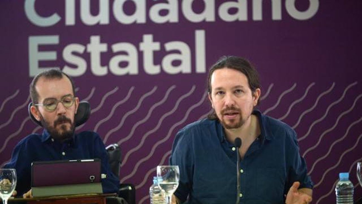 Echenique asegura que su cese fue