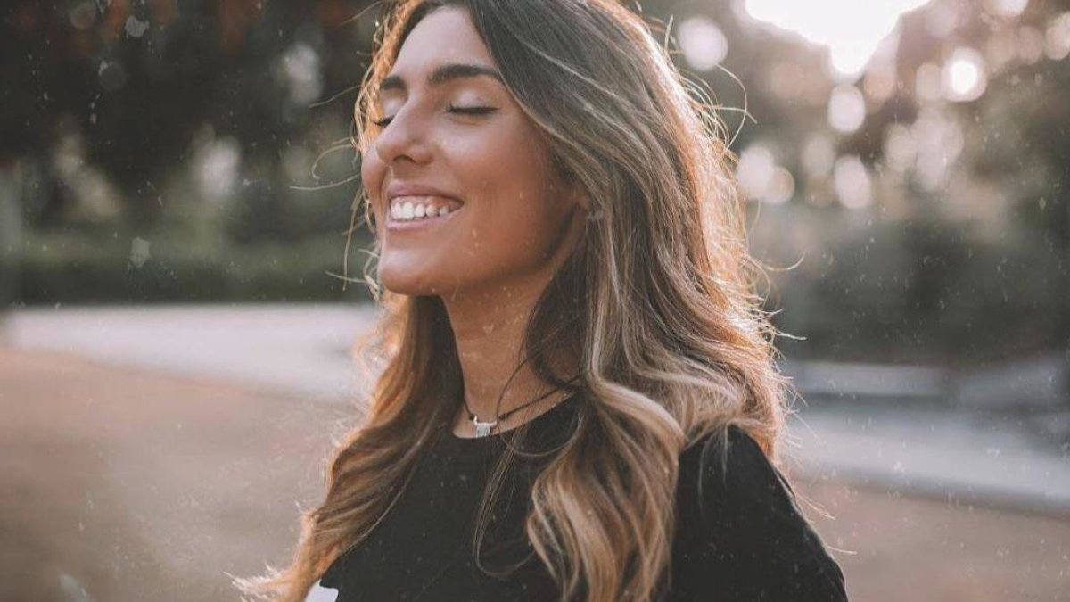Anna Ferrer ya no quiere ¿ni puede? ocultar su amor en redes sociales.