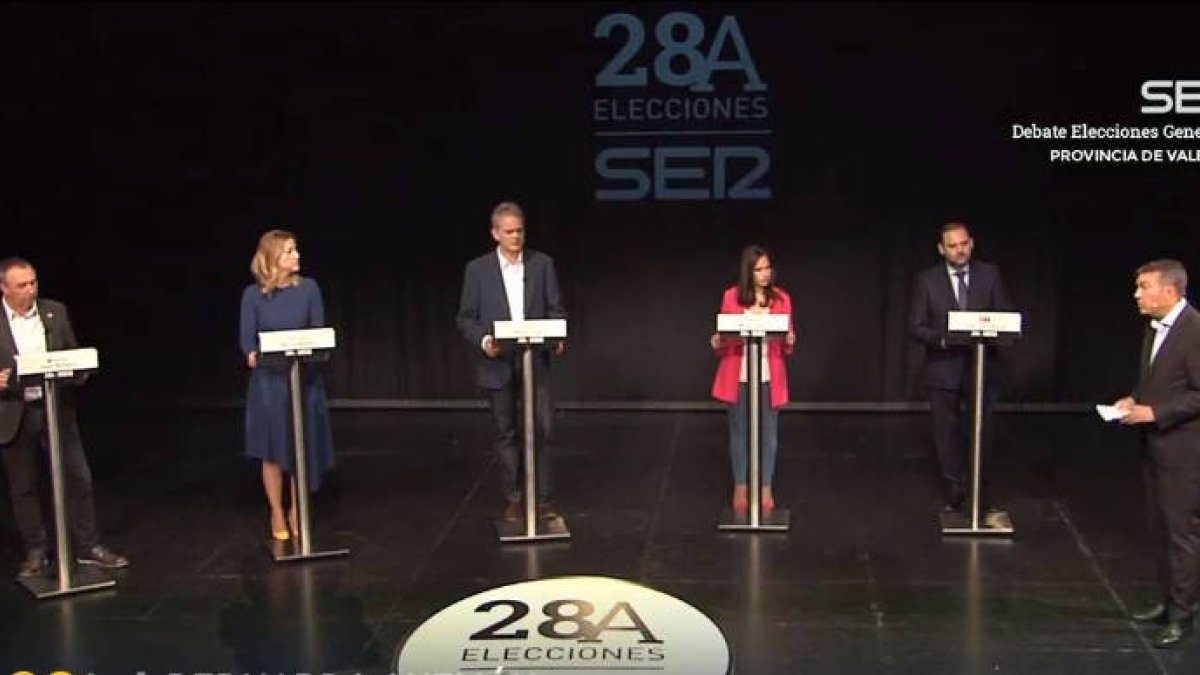 Duelo entre candidatos al Congreso: