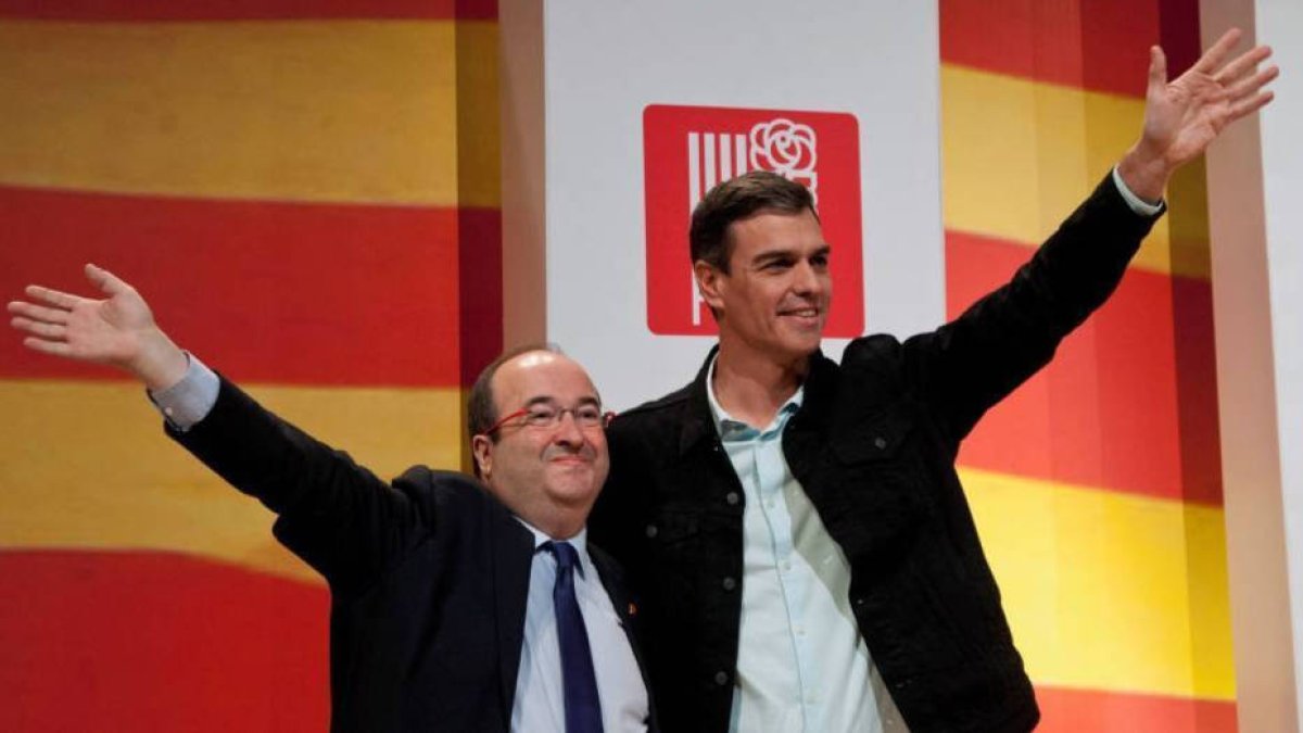 ERC y JxCat chantajean a Sánchez y amenazan con desbaratar la