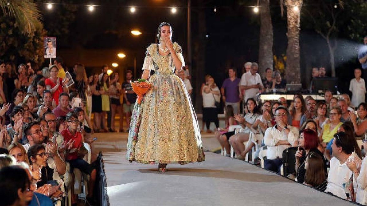 Estas son las candidatas a falleras mayores de La Saïdia y La Roqueta-Arracapins
