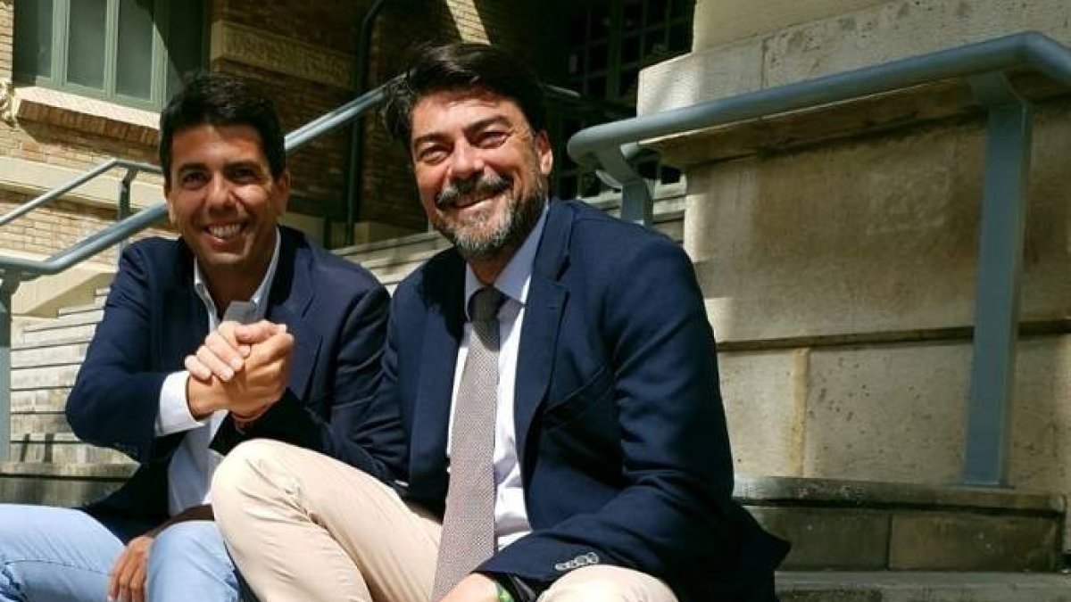 Carlos Mazón junto a Luis Barcala.