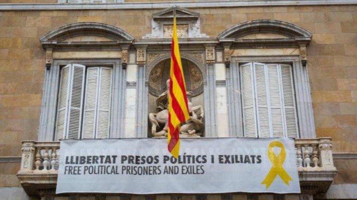 La fachada del Palau.