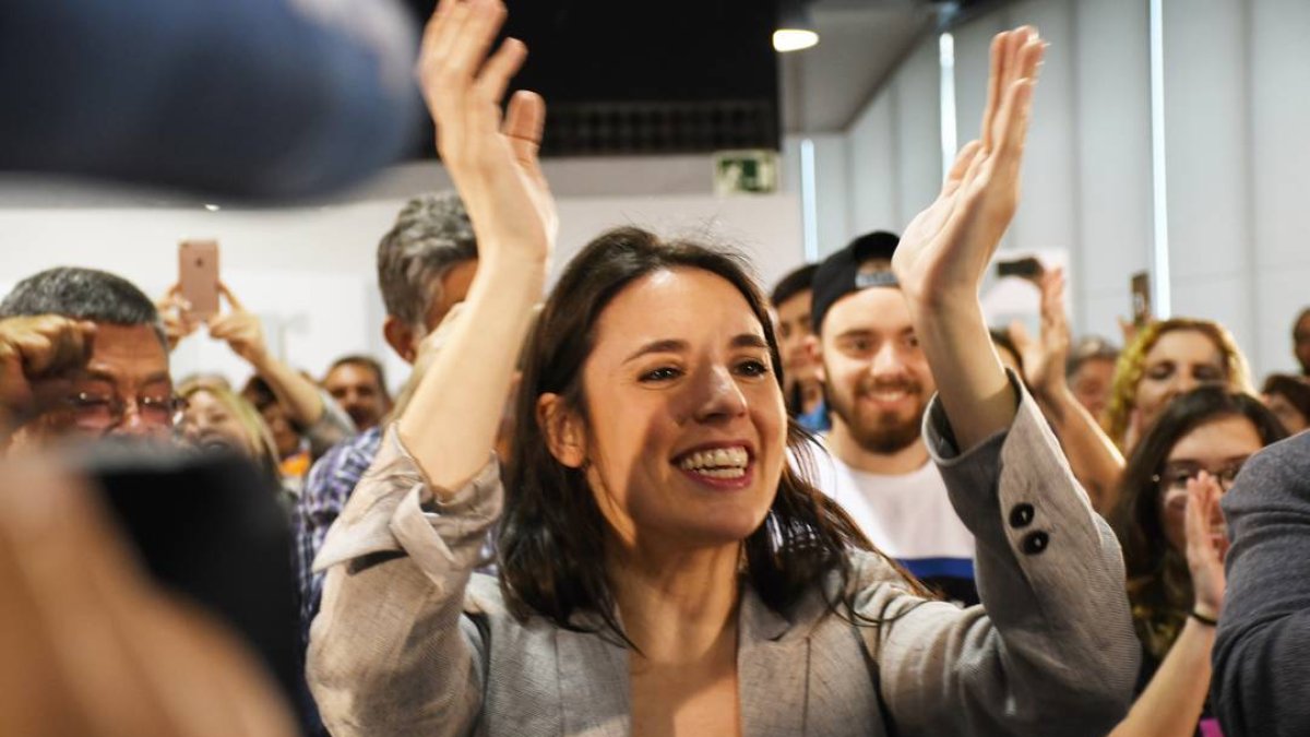 Montero, en el mitin del Centro de Congresos de Elche