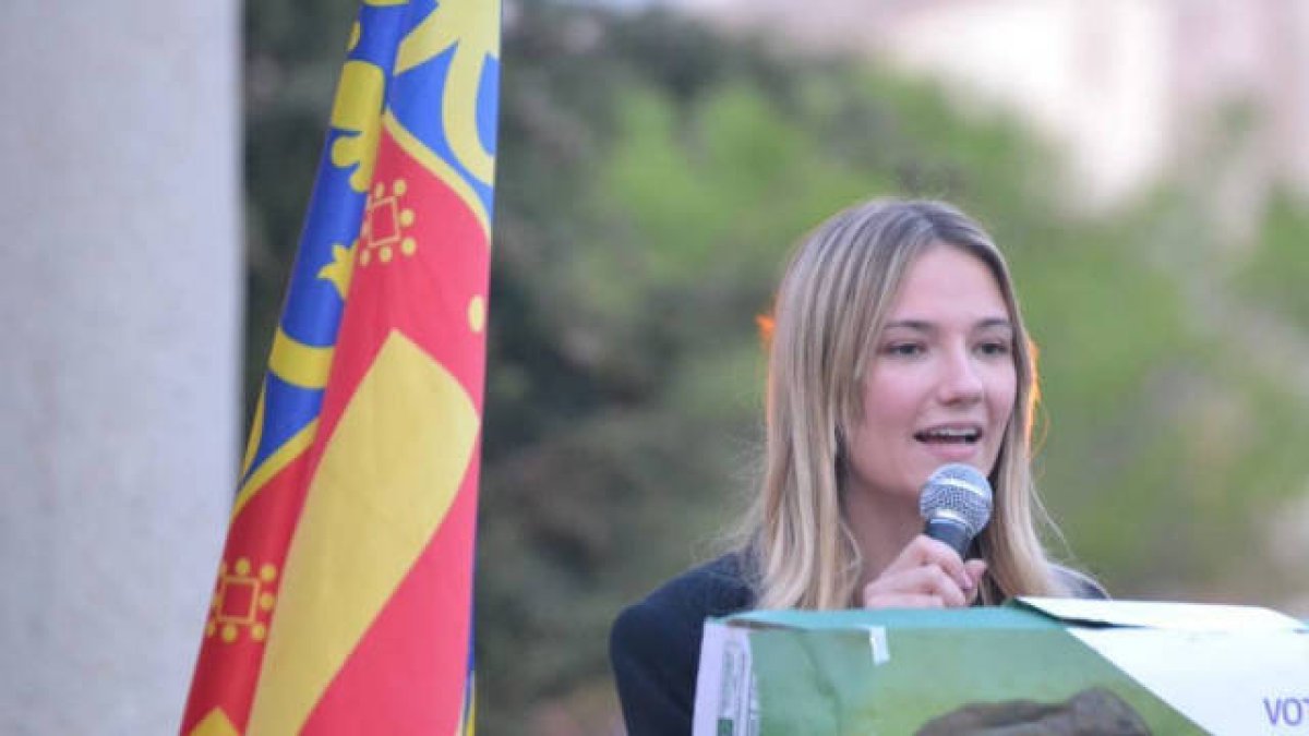 Elena Carrasco, Jóvenes de Vox de Moncada.