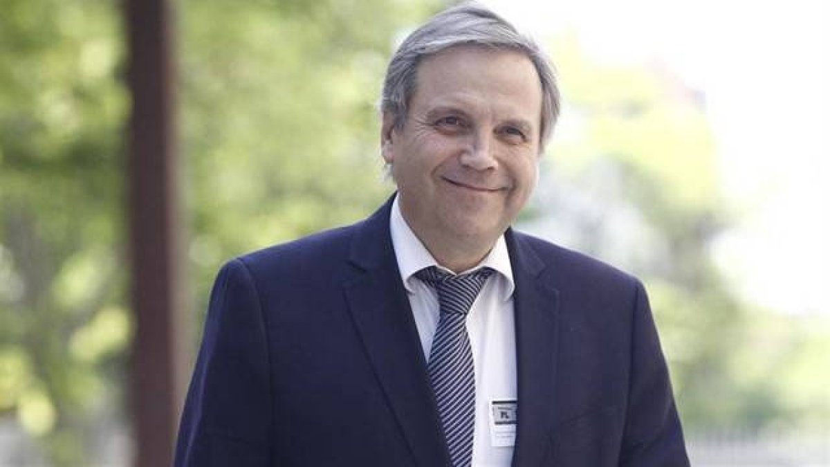 Antonio Miguel Carmona deja la política pese a tener ofertas de otros partidos