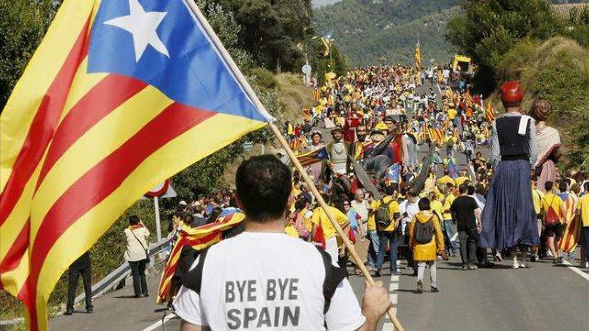 El separatismo sigue delirando y compara a España con la Sudáfrica del apartheid