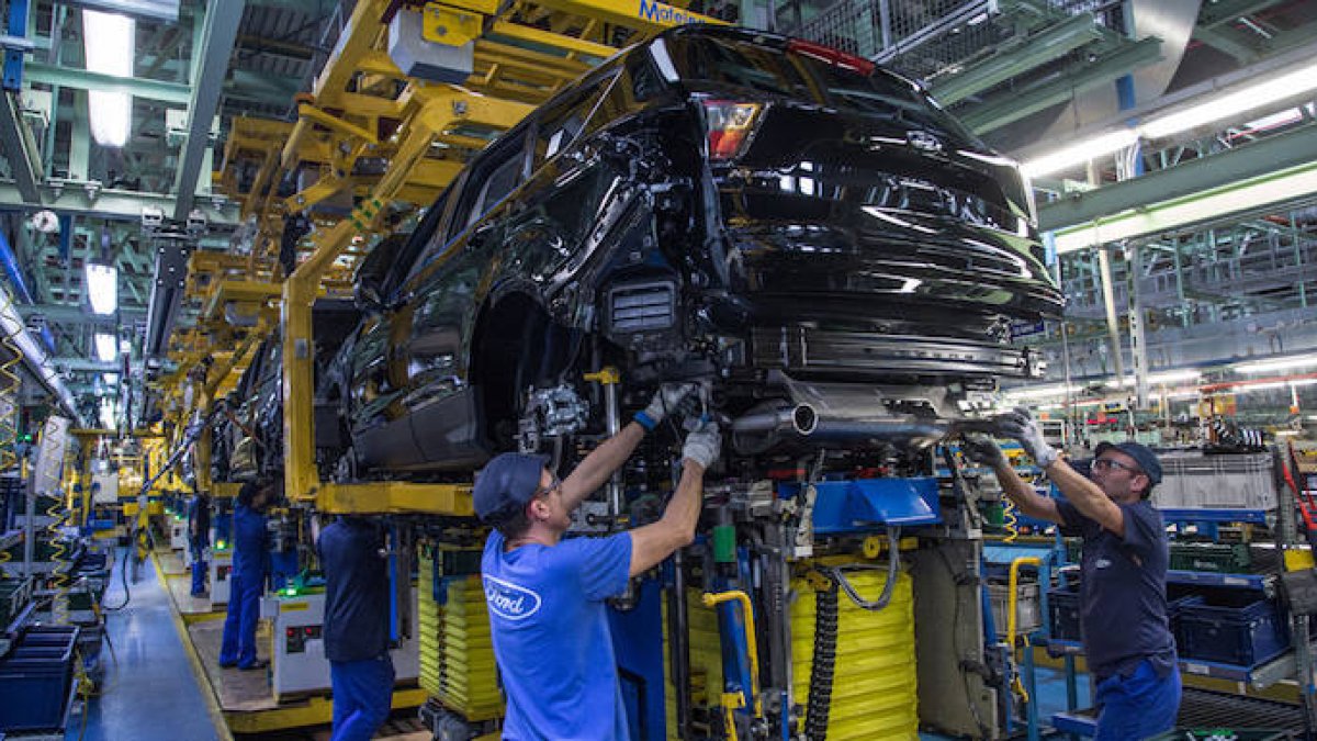 Las empresas son las que padecen el frenazo económico