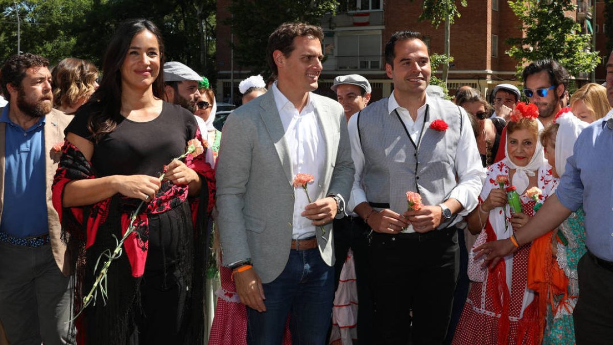 Villacís, junto a Rivera y Aguado, visitando la pradera de San Isidro